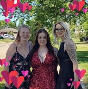 Meet your Posher, Sharon